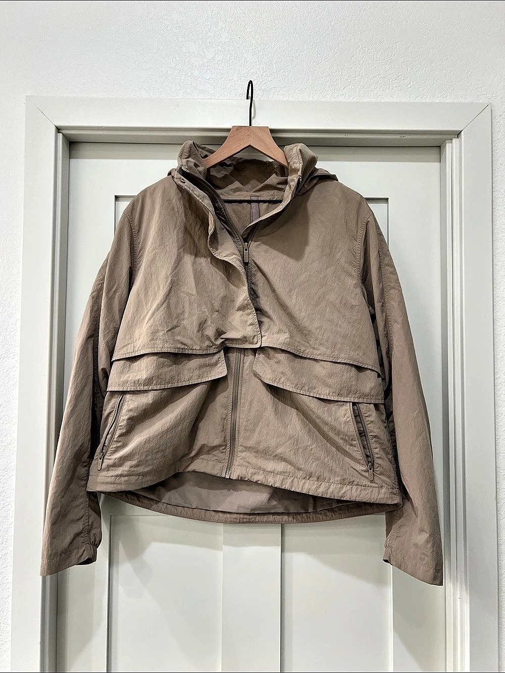 Lululemon always effortless jacket Hooded Utility Jacket in Brown